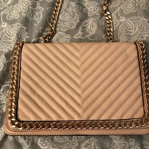 Aldo Greenwald Pursue